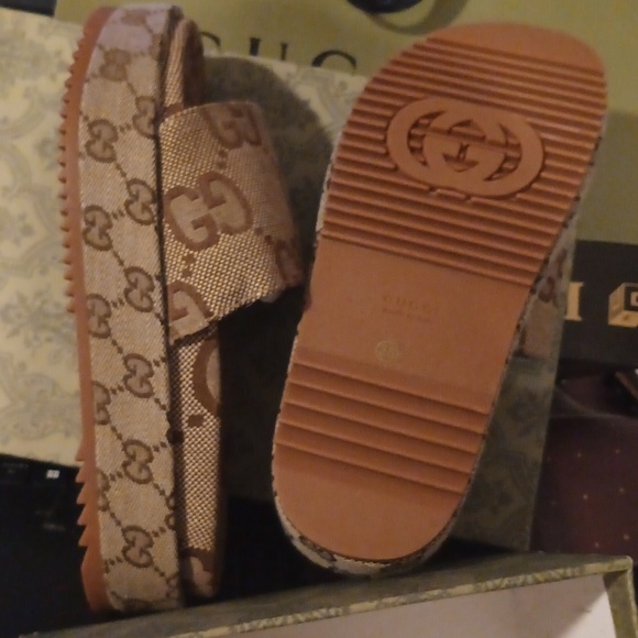Gucci platform slider sandals - Picture 2 of 4